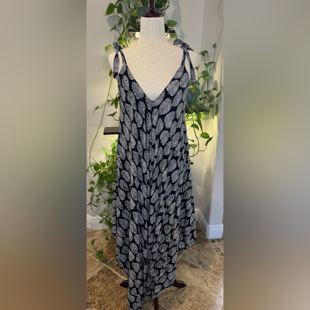 Chantique Jumper with Black and White Leaf Design
